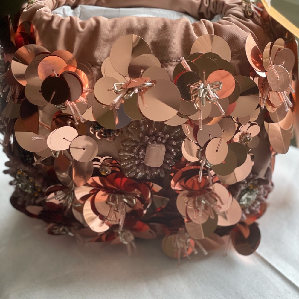 Bag - Picture 1 of 13